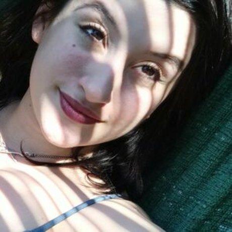 cabaretpanda onlyfans naked pics