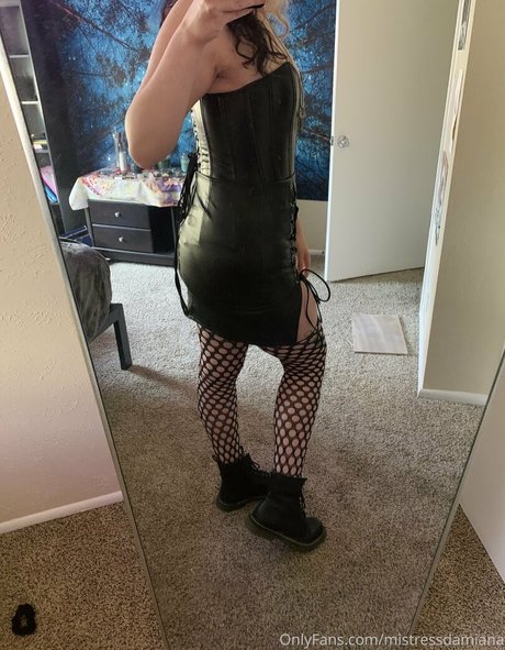 mistressdamiana onlyfans nudes leaked