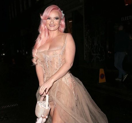 Grace Chatto onlyfans nudes