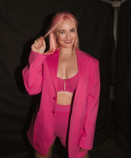 thick redhead onlyfans nudes pictures