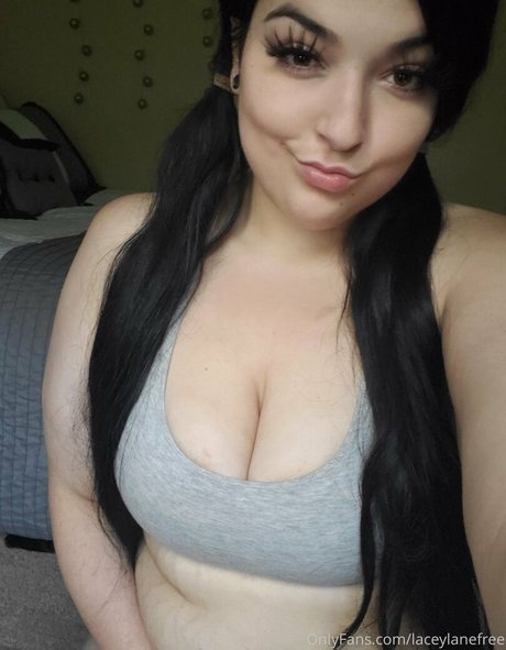 laceylanefree only fans nudes