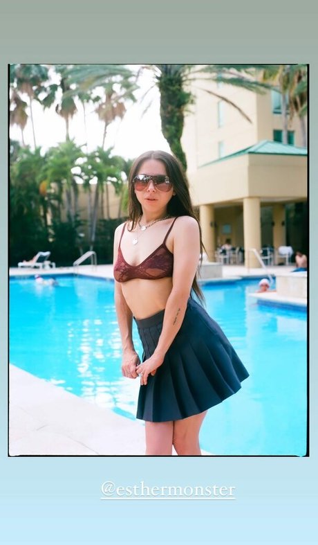 Esther Povitsky onlyfans nude pictures