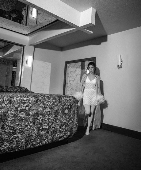 Esther Povitsky naked onlyfans leak