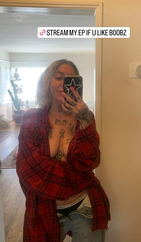 Velvetears onlyfans archive