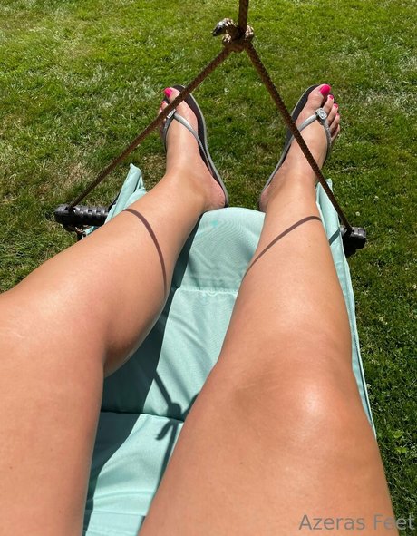 azerasfeet onlyfans model photo