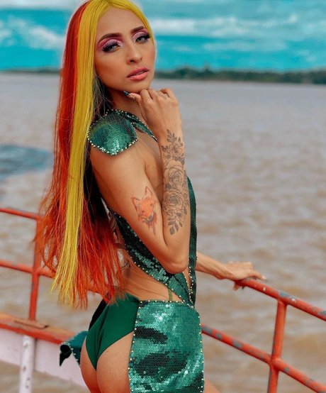 Ruivinha De Marte  pic