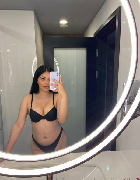 ameliamillsx naked onlyfans