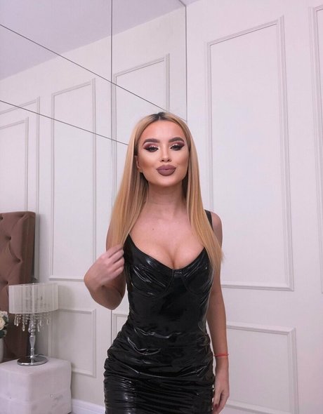 LanaReyes onlyfans sexy