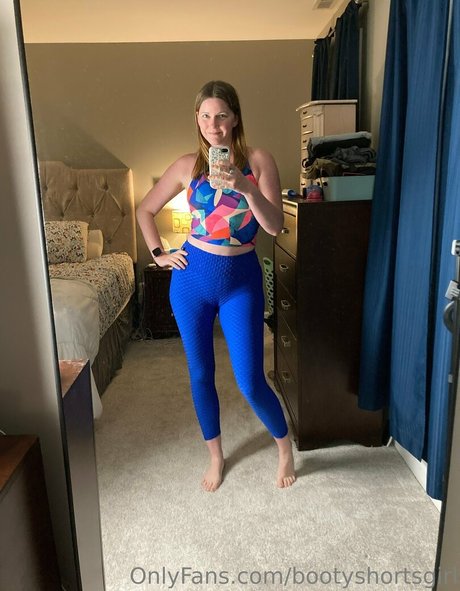 bootyshortsgirl onlyfans model