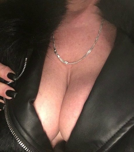 uniquilyyours onlyfans leak