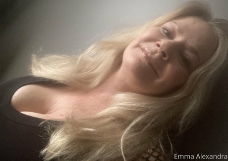 uniquilyyours Profile image