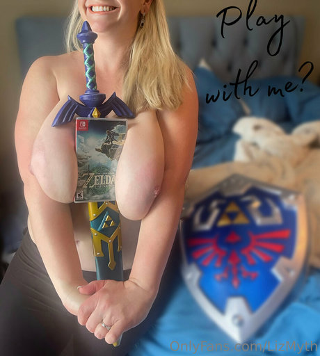 lizmyth nude only fans