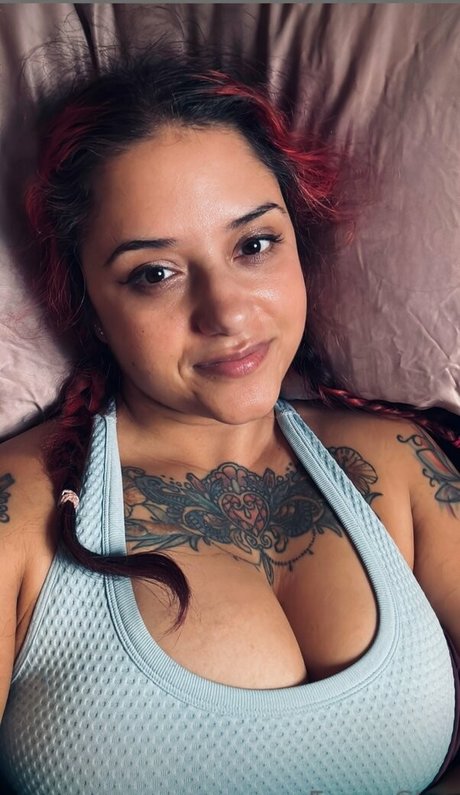 Whatsupfoxxy naked only fans