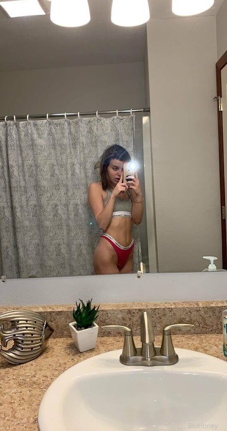 blufire999 onlyfans nude pics