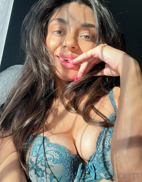 vitt23 onlyfans model photo