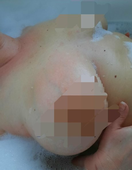 designed4desire2 leaked nude onlyfans