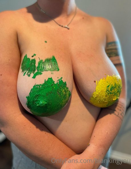 smooshprints topless onlyfans