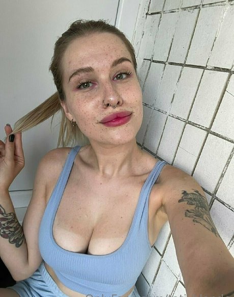 tati blonde nude onlyfans leak