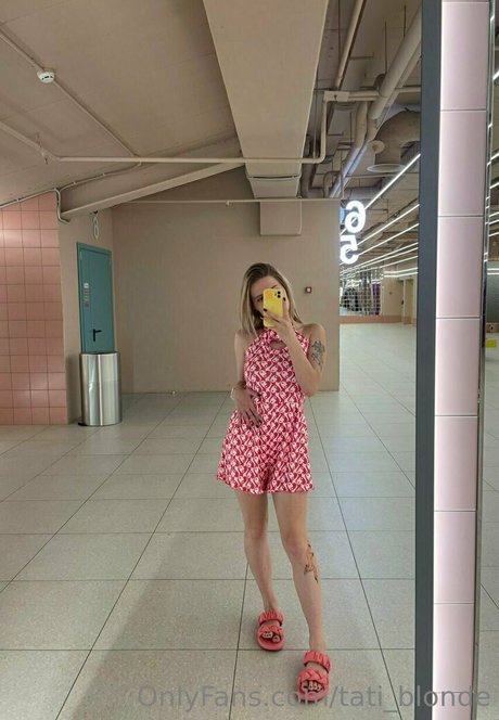 tati blonde onlyfans leaked pics