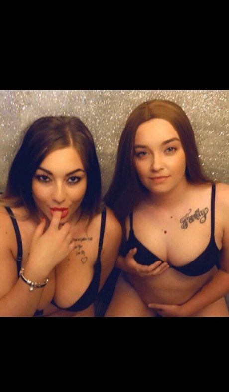 twonaughtysisters onlyfans x