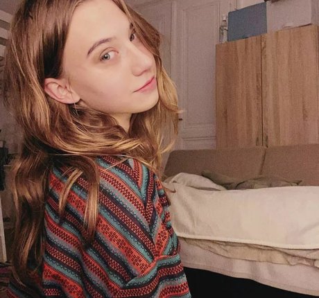 margo leevony onlyfans model