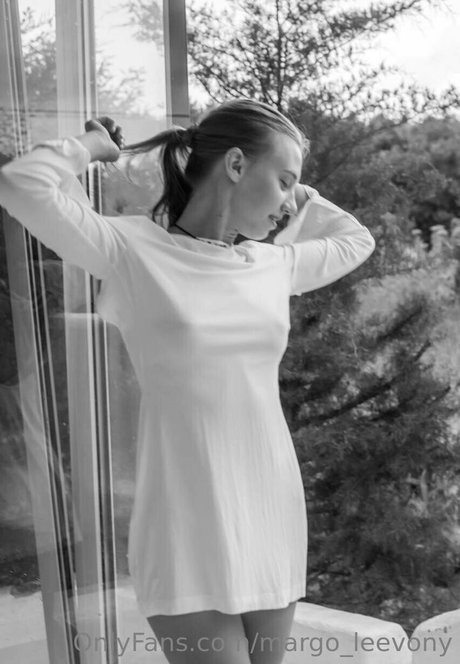 margo leevony only fans naked