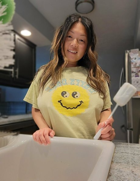 missjeeyungfree onlyfans.