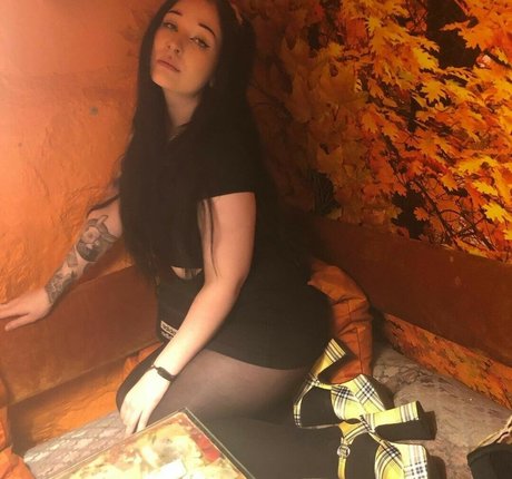 anastasia mcqueen leak only fans