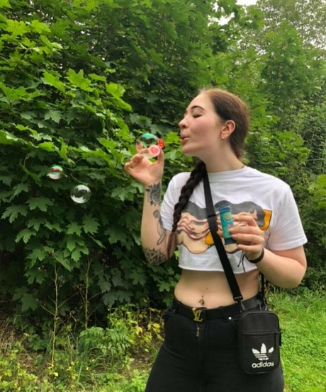 anastasia mcqueen onlyfans mega