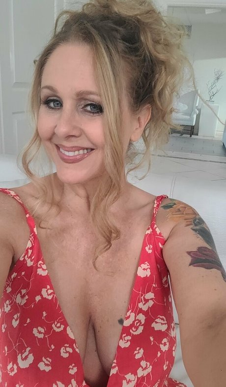 TheRealJuliaAnn only fans nude