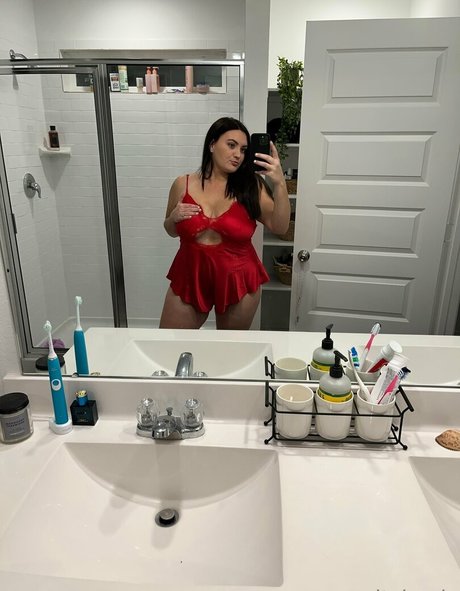 itskayls onlyfans model photo