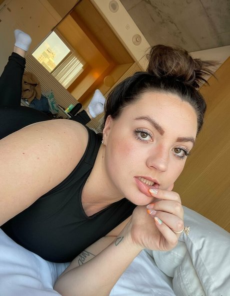 itskayls onlyfans nude content