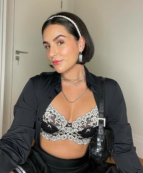 Kefera Buchmann onlyfans photos