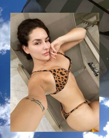 Kefera Buchmann nude leak onlyfans
