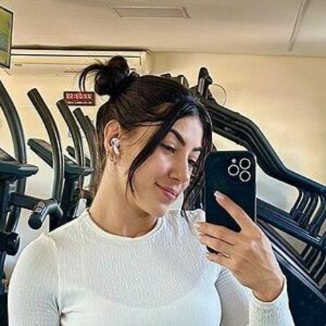 Yasmim Casadias onlyfans naked