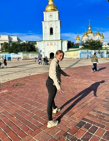 vladaberry onlyfans leak nude