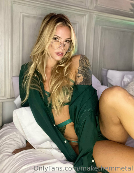 makethemmetal onlyfans nude pics