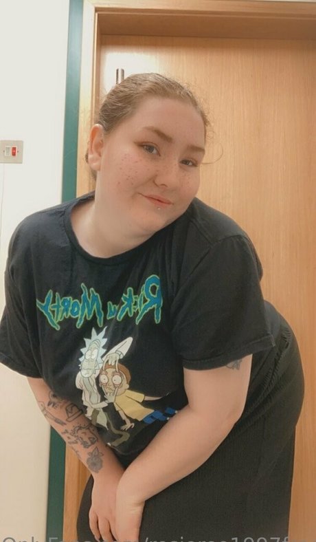 rosieblossomfree onlyfans nudes leaks