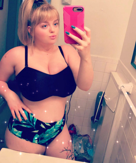 playwithtayyy onlyfans model photos