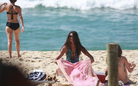 Emanuelle Araujo onlyfans leaked pics