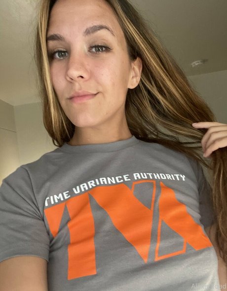 alexisloadfree onlyfans leaked.