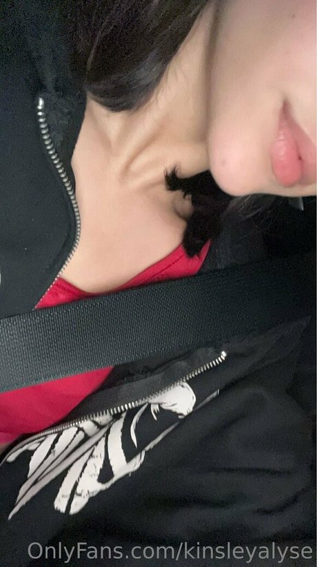 kinsleyalyse onlyfans porn leaked