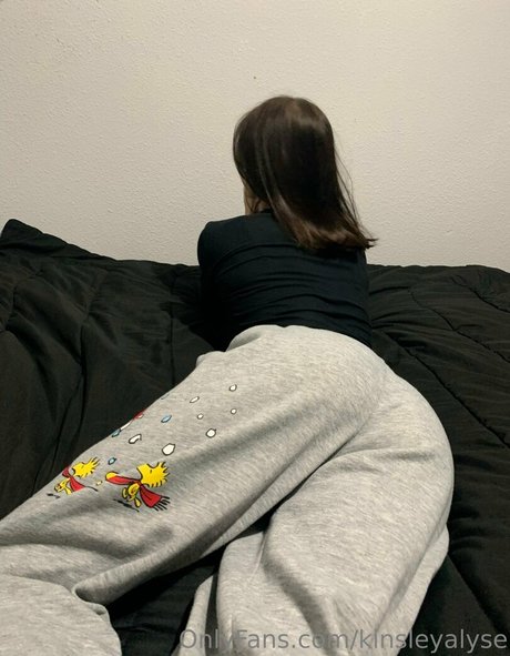 kinsleyalyse only fans nude