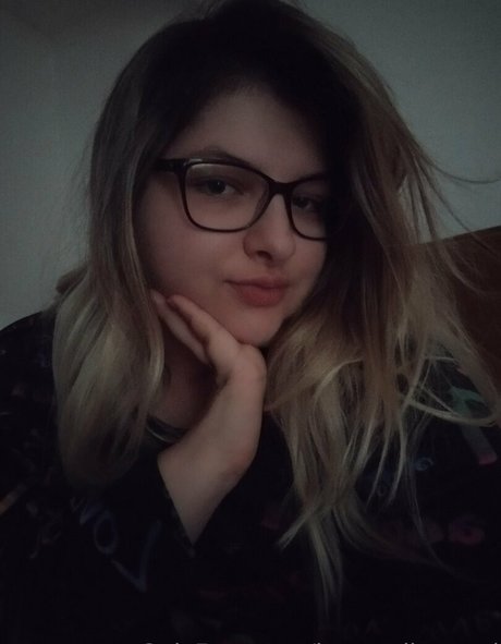 busty diamond onlyfans naked