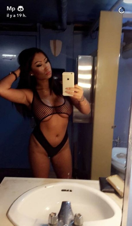 m asian onlyfans fotos