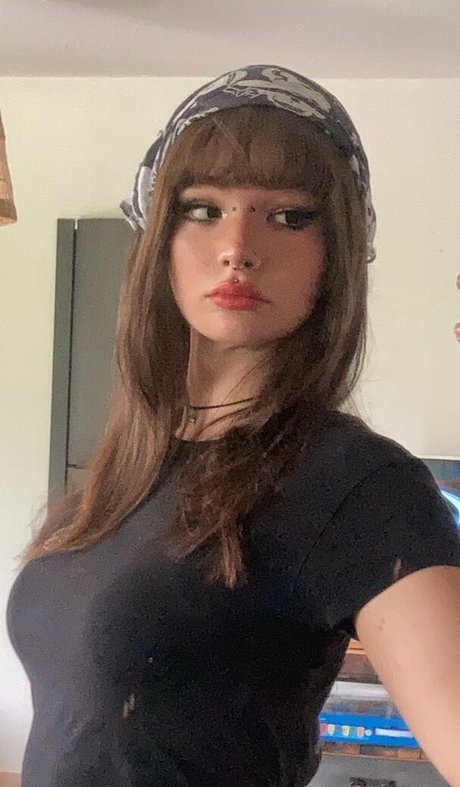 The slutty grunge onlyfans model images