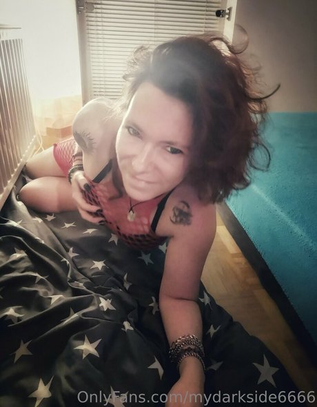 mydarkside6666 onlyfans strip