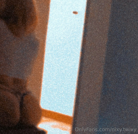 nixy twixy onlyfans boobs