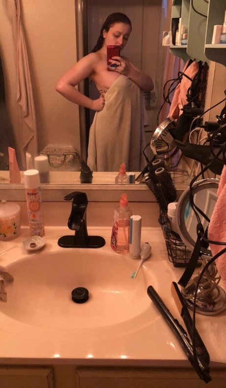 Weirdgirl2364 desnuda onlyfans