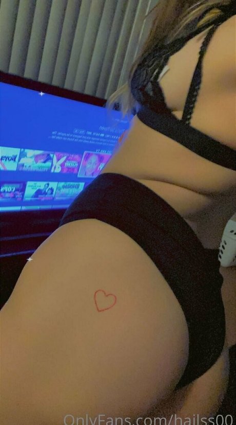 hailss00 only fans pic